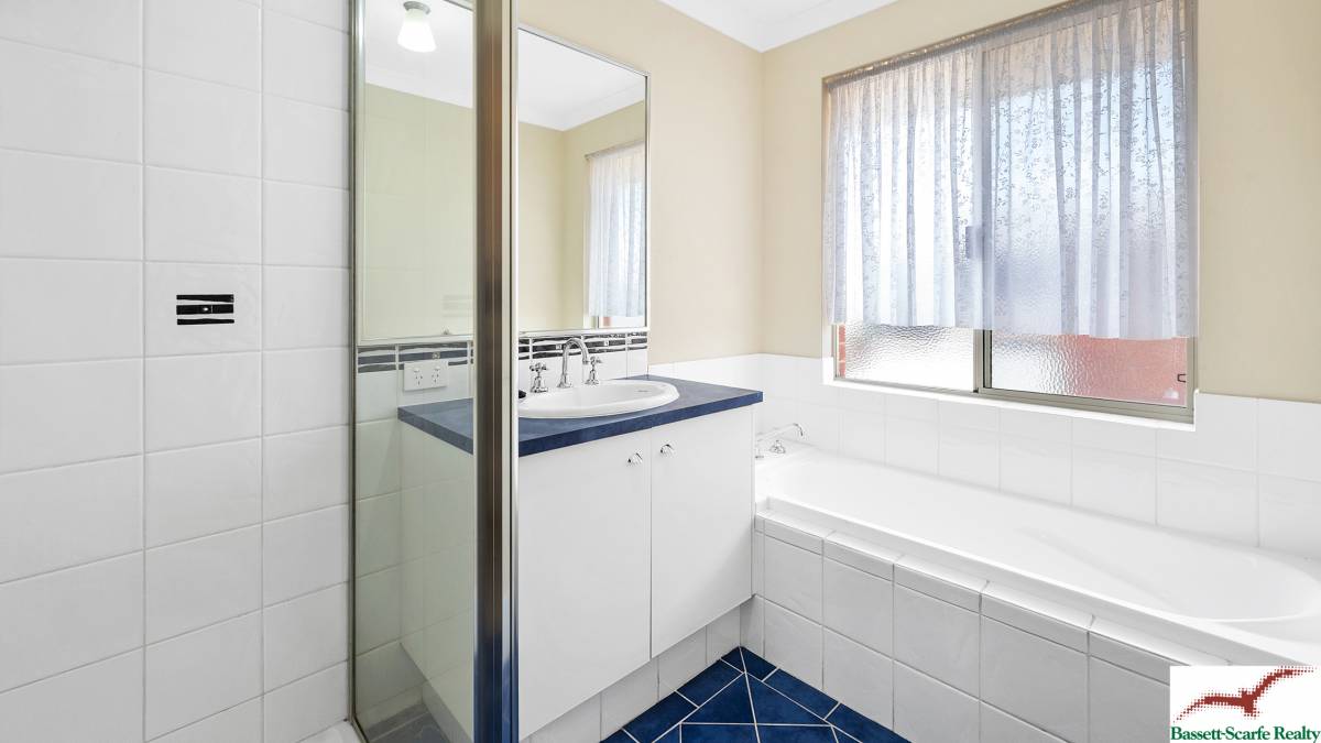 14 Lilly Pilly Lookout, HALLS HEAD, WA 6210 AUS