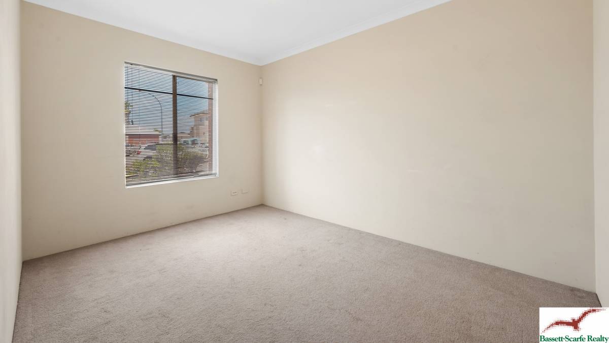 14 Lilly Pilly Lookout, HALLS HEAD, WA 6210 AUS