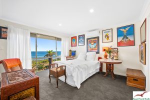 39 Caravel Way, Halls Head, WA 6210 AUS