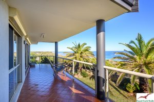 39 Caravel Way, Halls Head, WA 6210 AUS