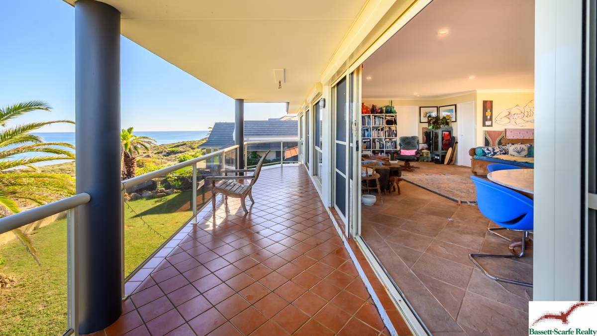 39 Caravel Way, Halls Head, WA 6210 AUS