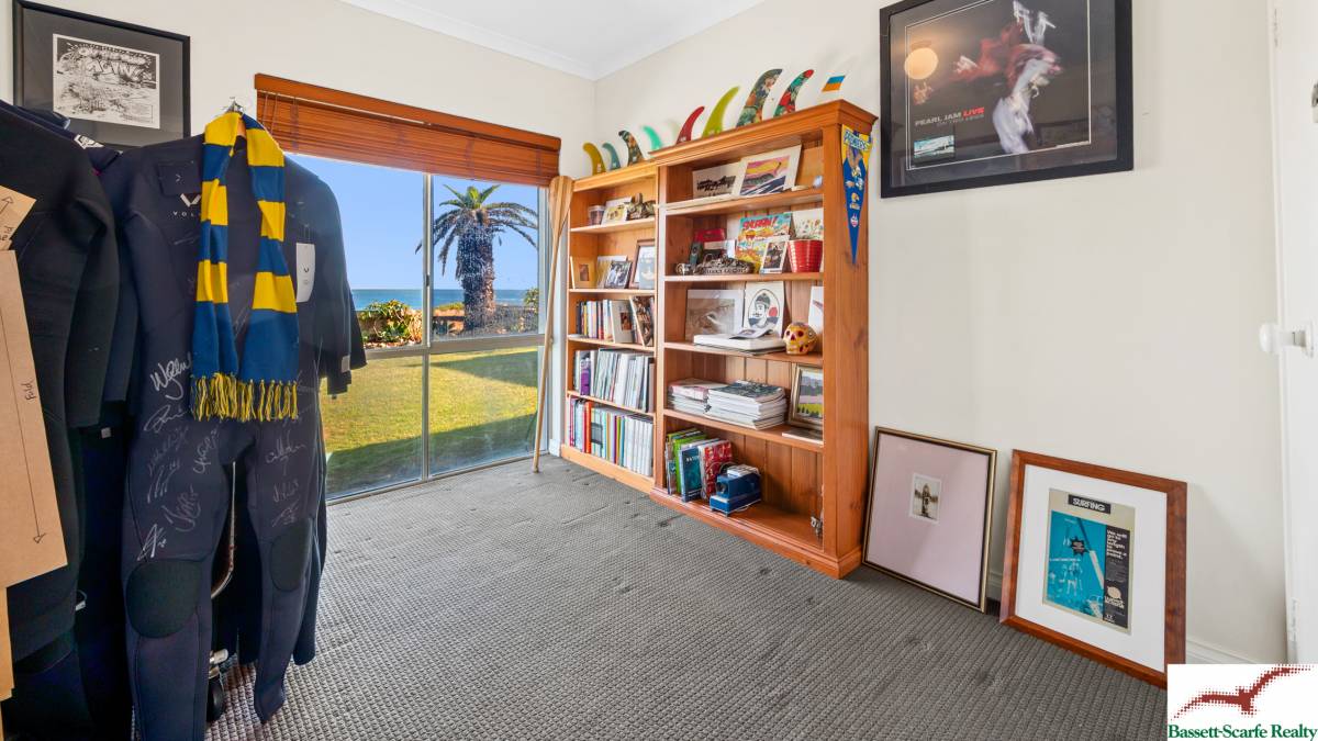 39 Caravel Way, Halls Head, WA 6210 AUS