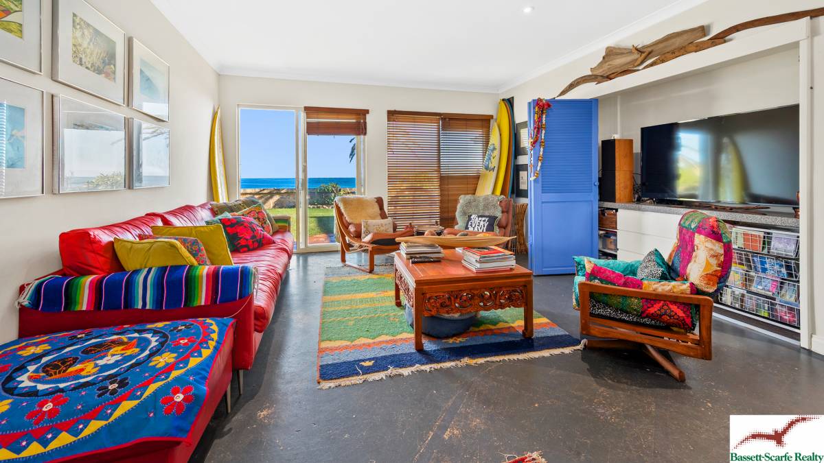 39 Caravel Way, Halls Head, WA 6210 AUS
