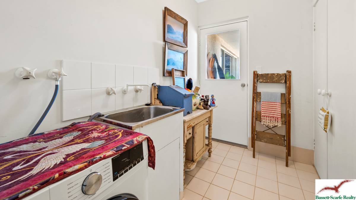 39 Caravel Way, Halls Head, WA 6210 AUS