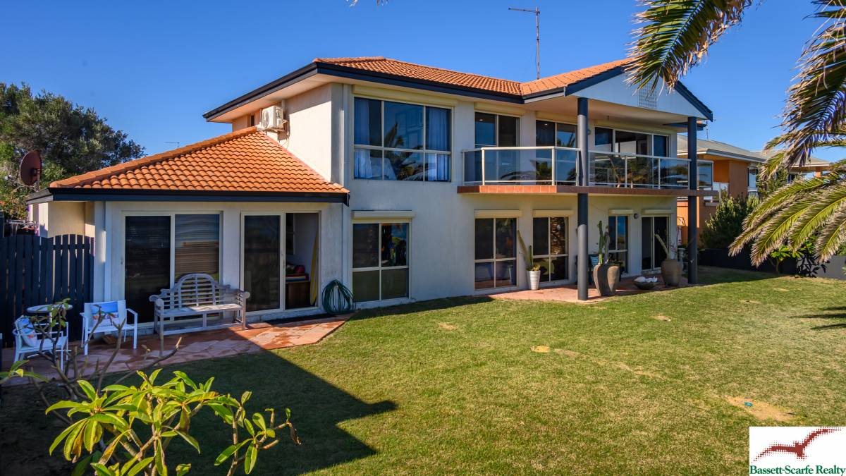 39 Caravel Way, Halls Head, WA 6210 AUS
