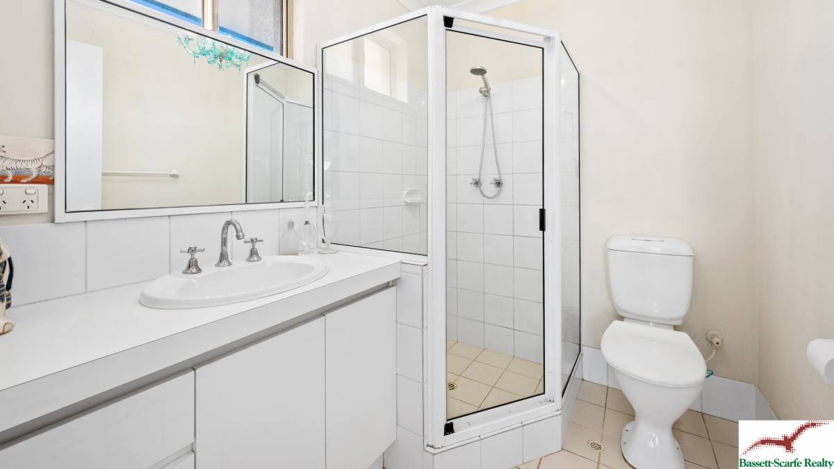 39 Caravel Way, Halls Head, WA 6210 AUS