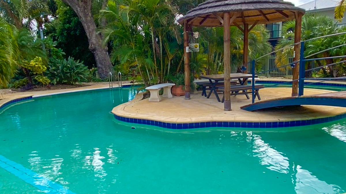 6 Saffron Loop, FALCON, WA 6210 AUS