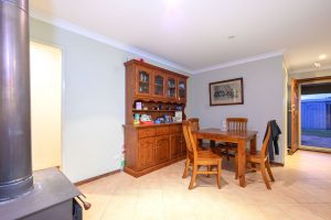 5 Oleander Place, Halls Head, WA 6210 AUS