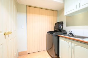 5 Oleander Place, Halls Head, WA 6210 AUS