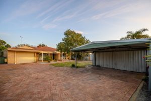 5 Oleander Place, Halls Head, WA 6210 AUS