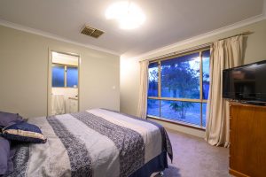 5 Oleander Place, Halls Head, WA 6210 AUS