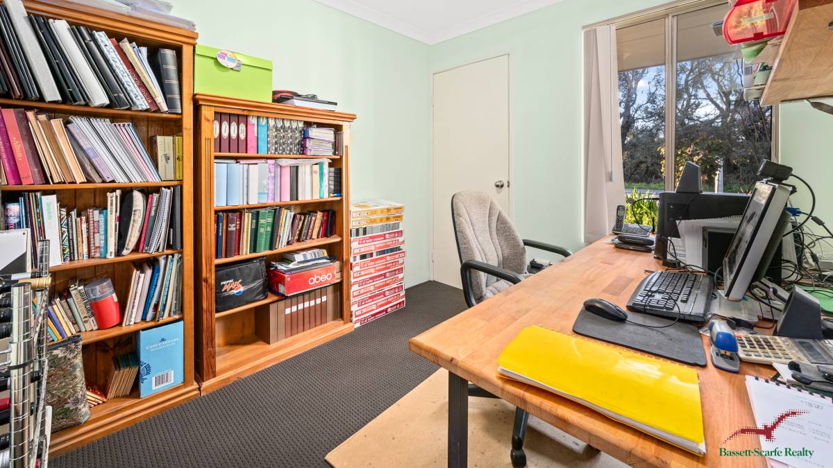49 Willoughbridge Crescent, Erskine, WA 6210 AUS