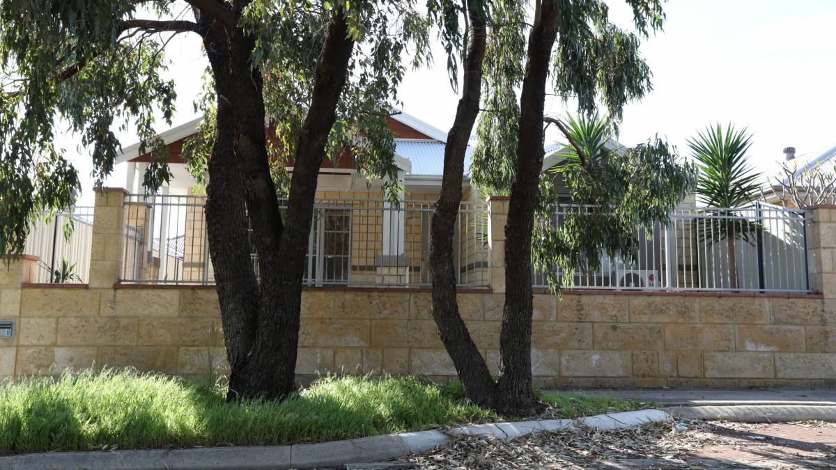 8 Still Meadow Turn, Meadow Springs, WA 6210 AUS