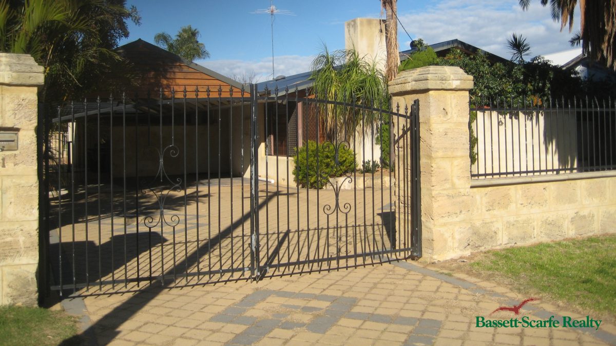 51 Cooper Street, MANDURAH, WA 6210 AUS