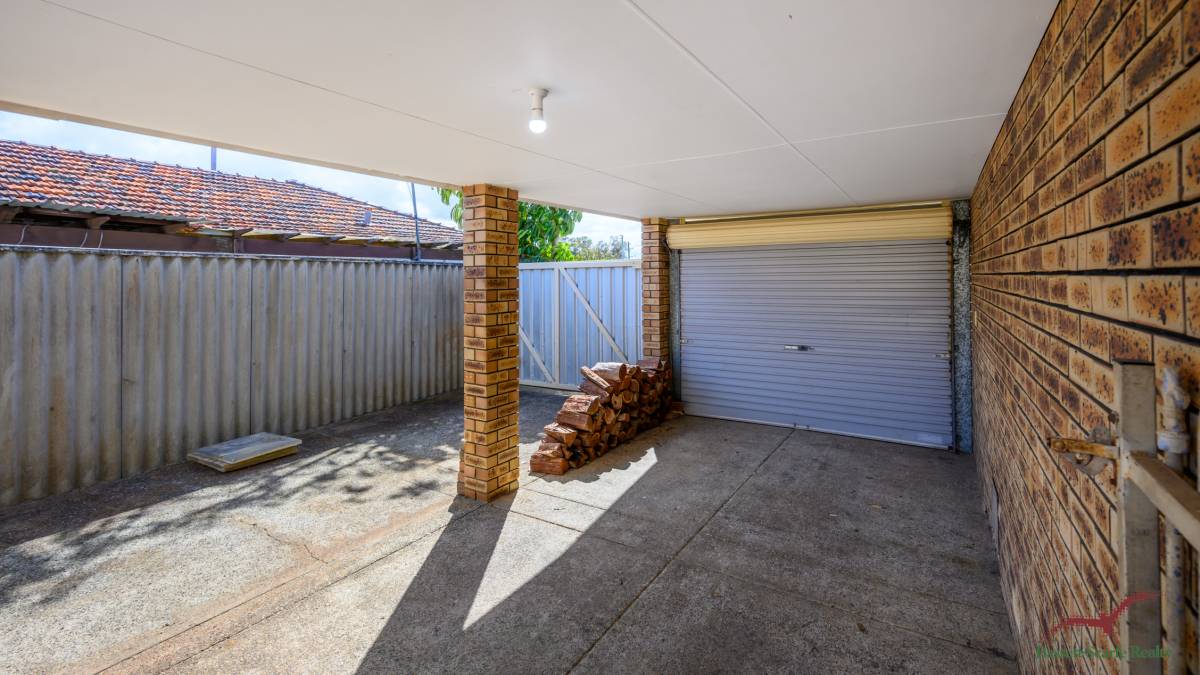 1 Arundel Drive, Halls Head, WA 6210 AUS