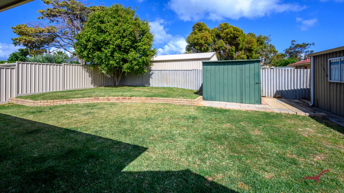 1 Arundel Drive, Halls Head, WA 6210 AUS