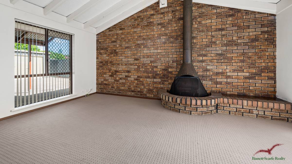 1 Arundel Drive, Halls Head, WA 6210 AUS