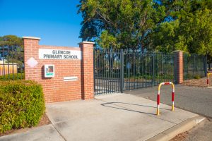 1 Arundel Drive, Halls Head, WA 6210 AUS