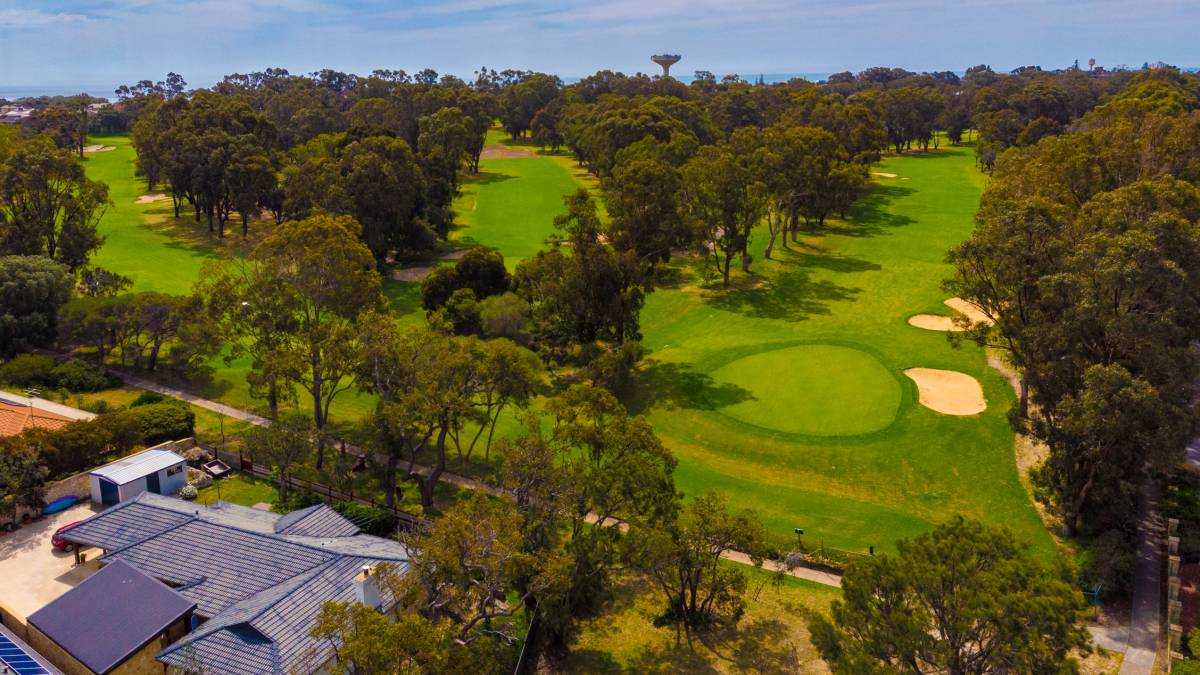 1 Arundel Drive, Halls Head, WA 6210 AUS