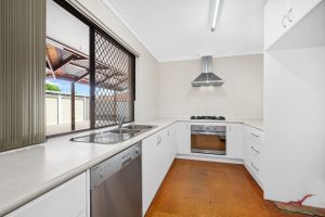 1 Arundel Drive, Halls Head, WA 6210 AUS