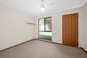1 Arundel Drive, Halls Head, WA 6210 AUS