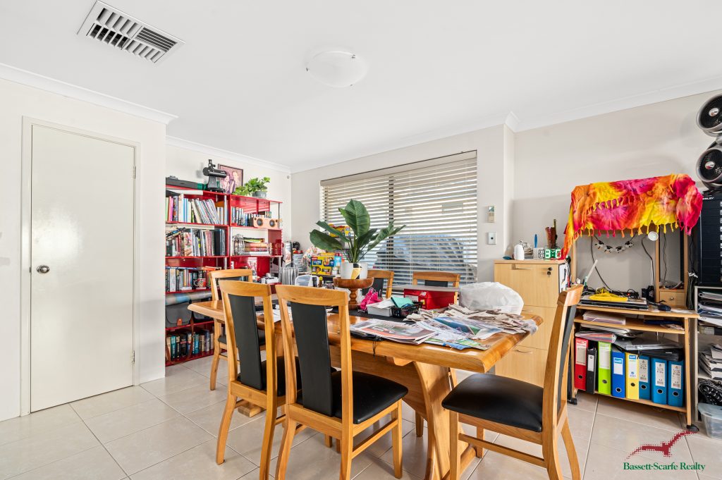 15 Duyfken Way, Dudley Park - Thumbnail 2