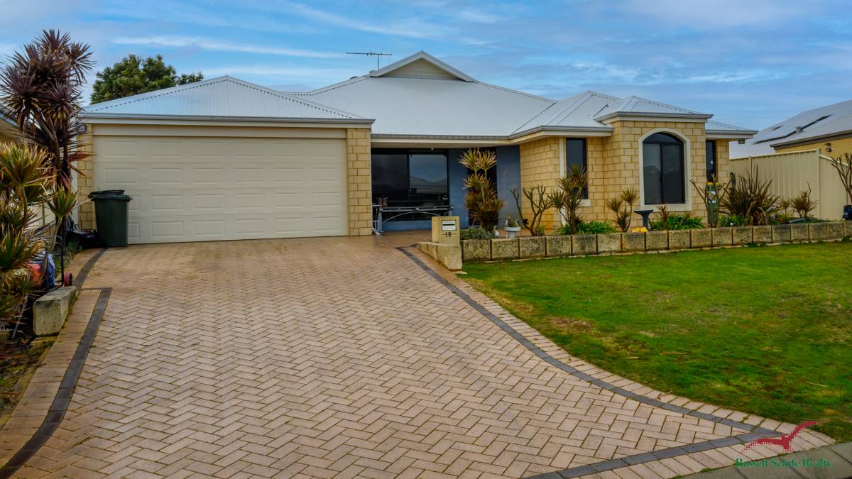 15 Duyfken Way, DUDLEY PARK, WA 6210 AUS