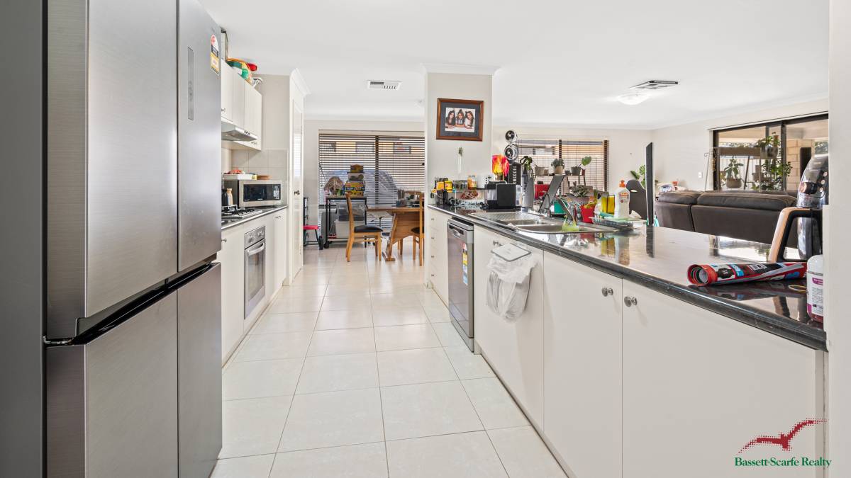 15 Duyfken Way, DUDLEY PARK, WA 6210 AUS