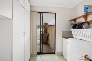 9 Darling Way, Greenfields, WA 6210 AUS