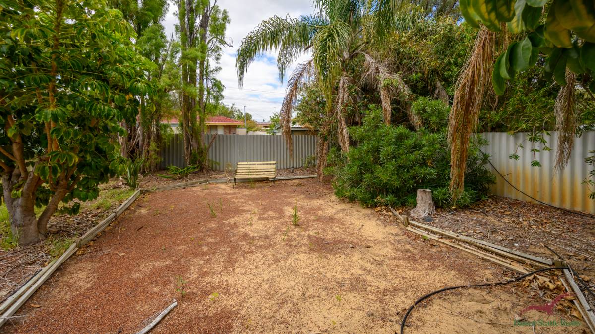 9 Darling Way, Greenfields, WA 6210 AUS