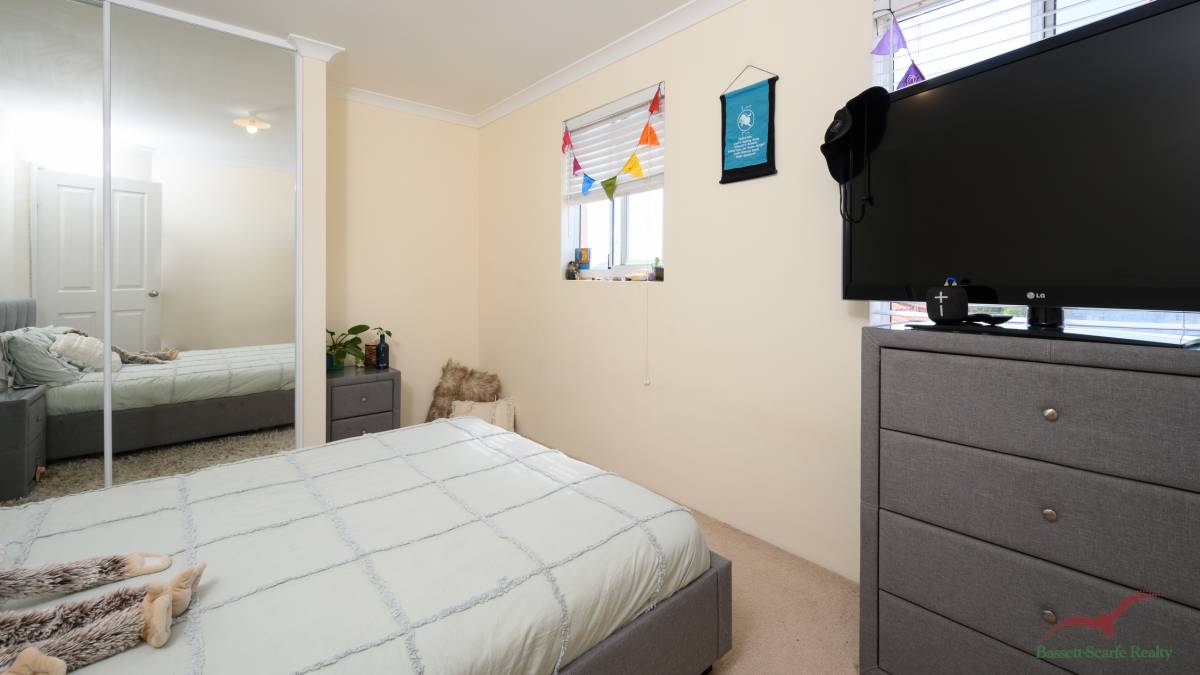 53 Buckingham Drive, WANNANUP, WA 6210 AUS