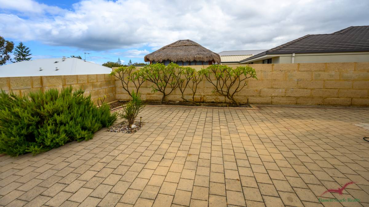 53 Buckingham Drive, WANNANUP, WA 6210 AUS