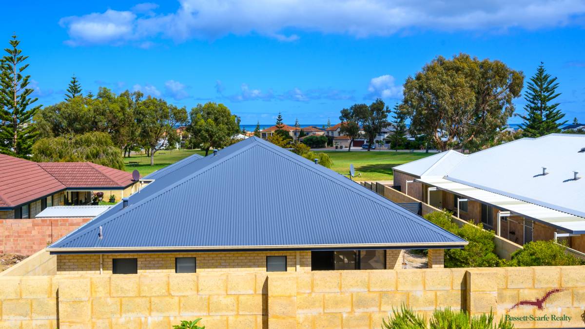 53 Buckingham Drive, WANNANUP, WA 6210 AUS