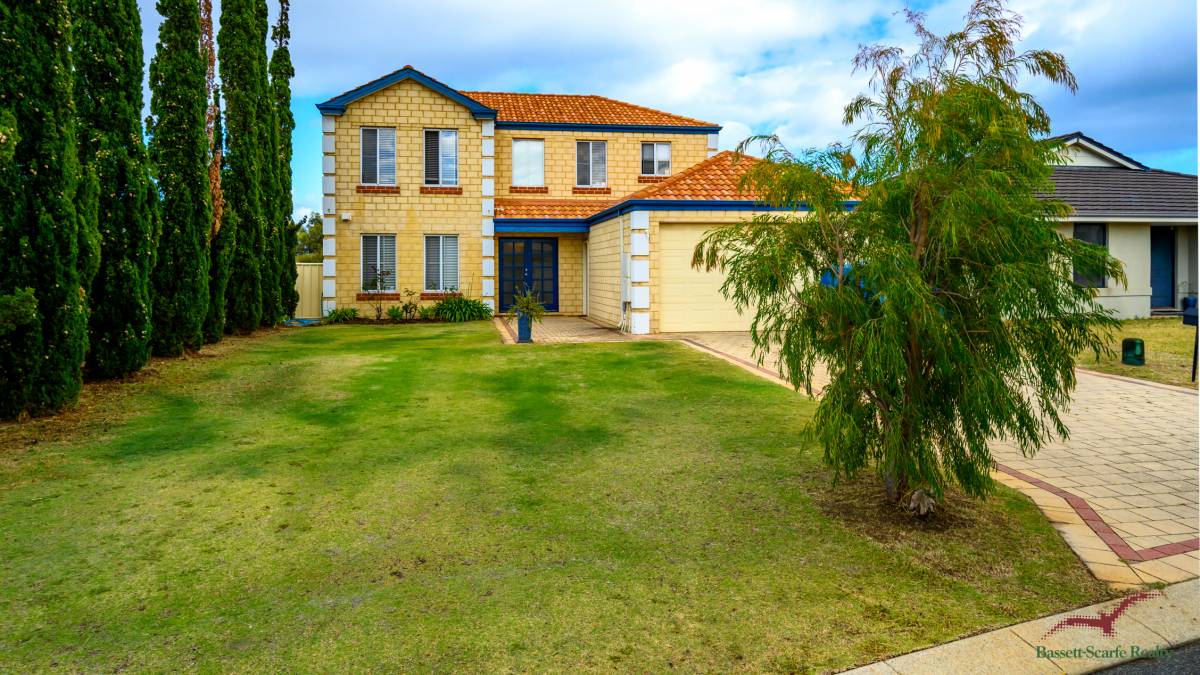 53 Buckingham Drive, WANNANUP, WA 6210 AUS