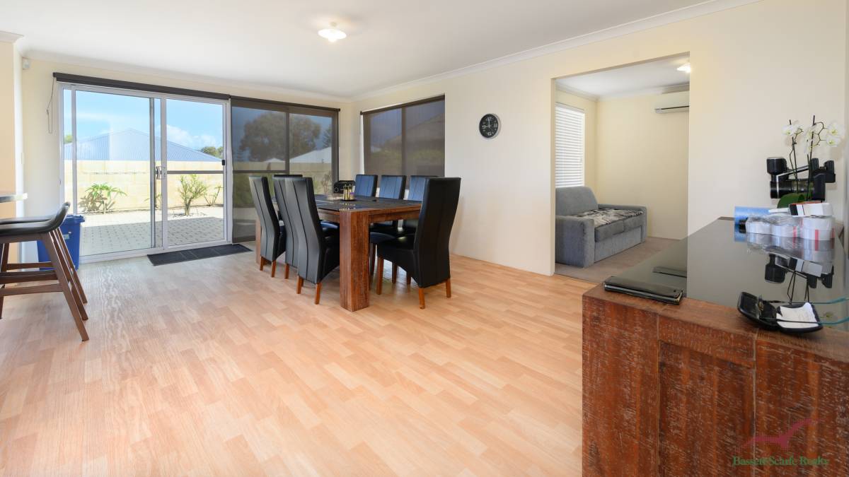 53 Buckingham Drive, WANNANUP, WA 6210 AUS