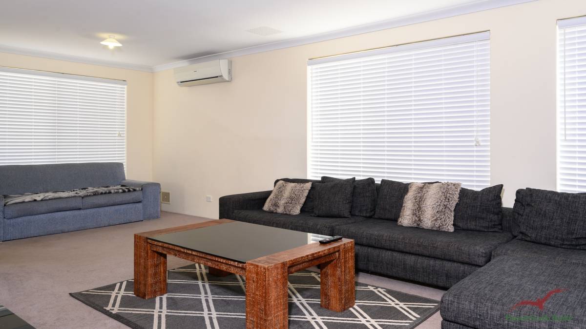 53 Buckingham Drive, WANNANUP, WA 6210 AUS