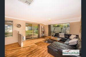 11 Pinkett Close, Dawesville, WA 6211 AUS