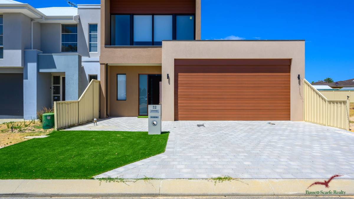 32 Quendamia Lane, Mandurah, WA 6210 AUS