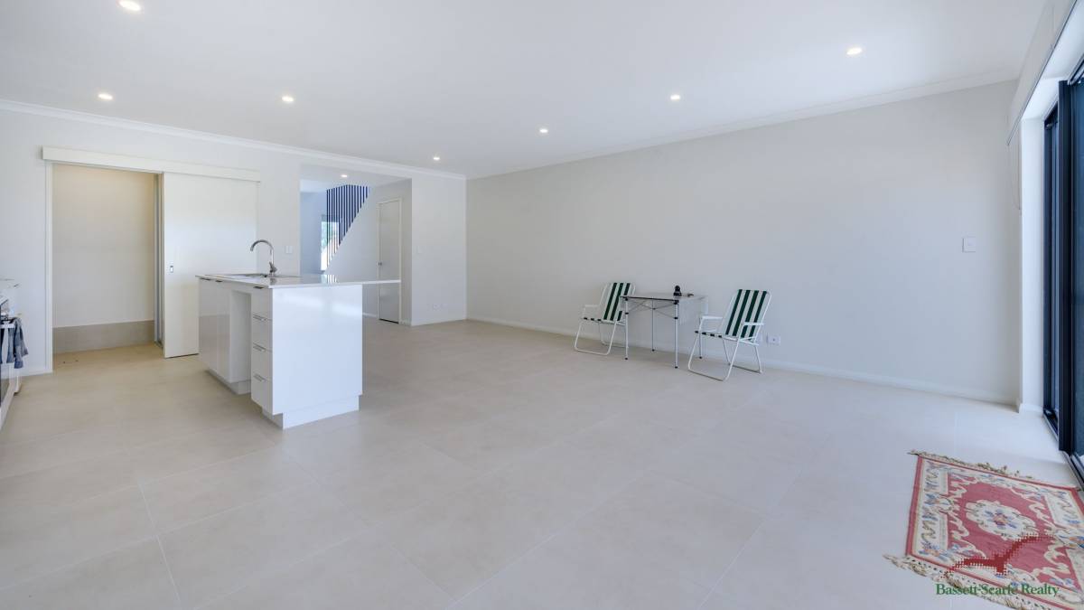 32 Quendamia Lane, Mandurah, WA 6210 AUS