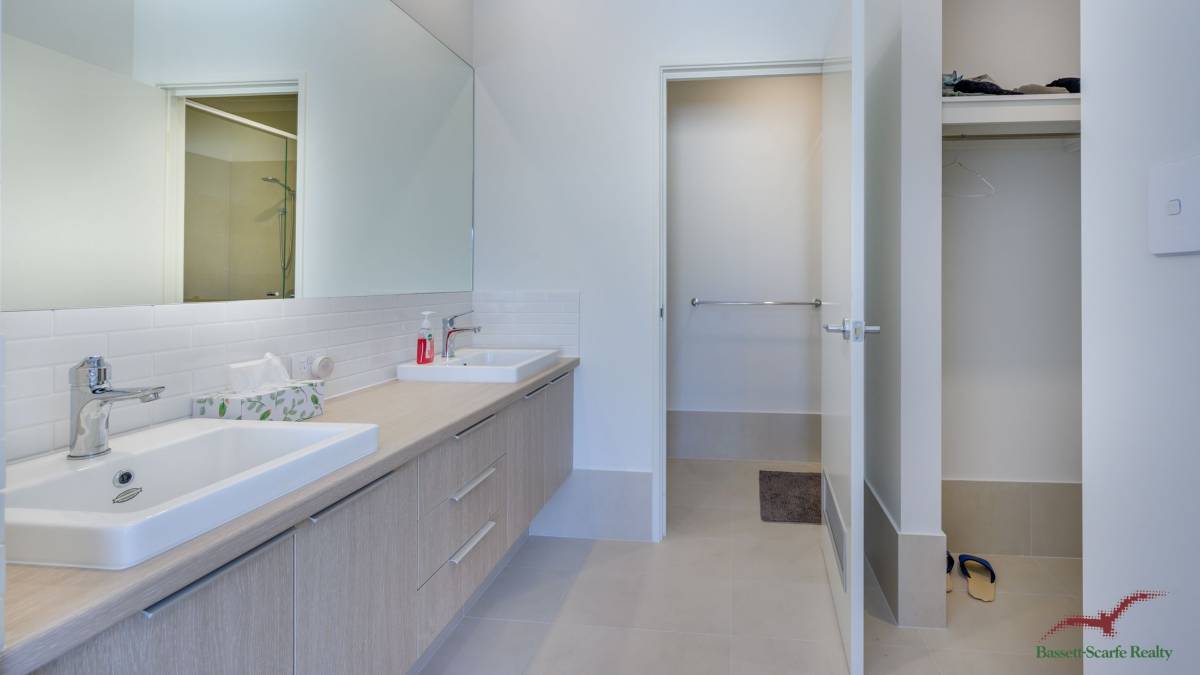 32 Quendamia Lane, Mandurah, WA 6210 AUS