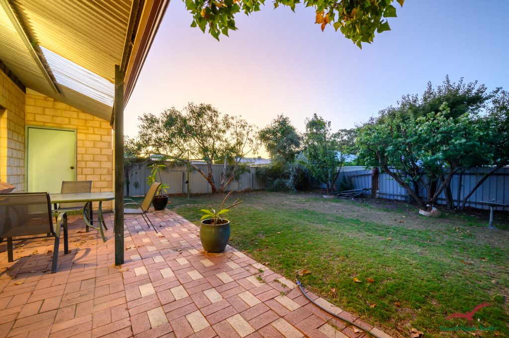 13 Saskatchewan Way, Greenfields - Thumbnail 7