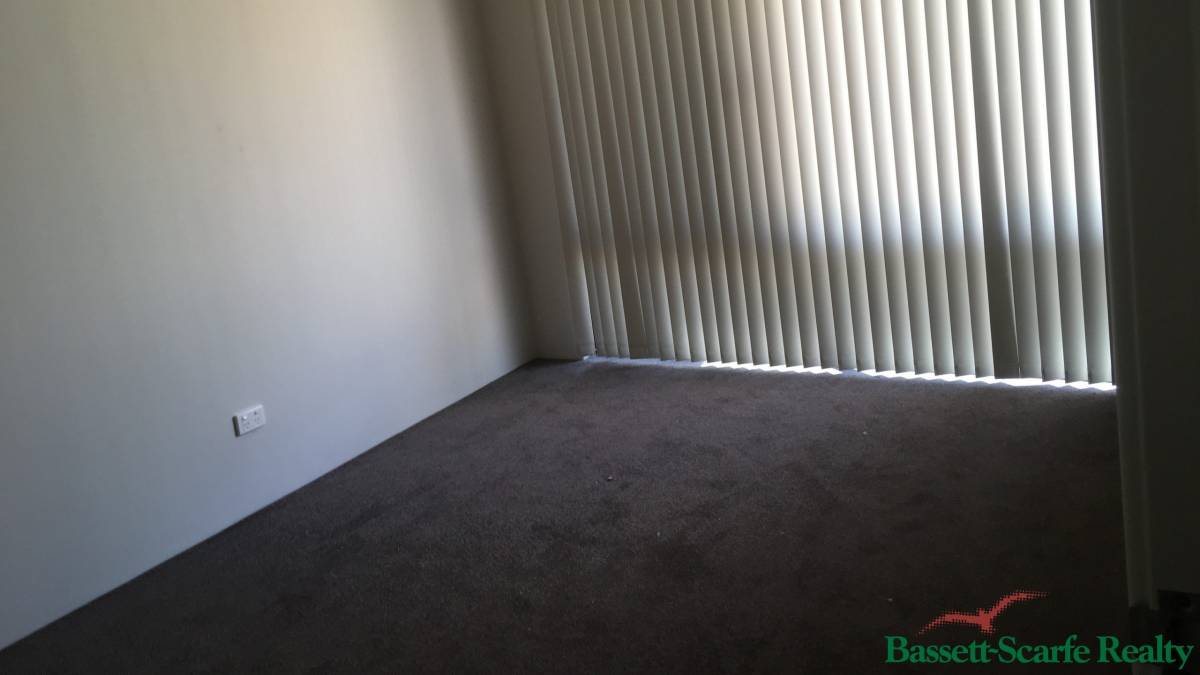 20 Loretta Parkway, Lakelands, WA 6180 AUS