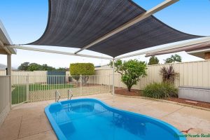 21 Lambourne Place, Halls Head, WA 6210 AUS