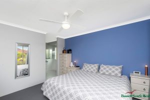 21 Lambourne Place, Halls Head, WA 6210 AUS