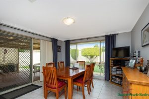 21 Lambourne Place, Halls Head, WA 6210 AUS