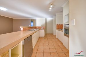 37 Reynolds Avenue, Greenfields, WA 6210 AUS