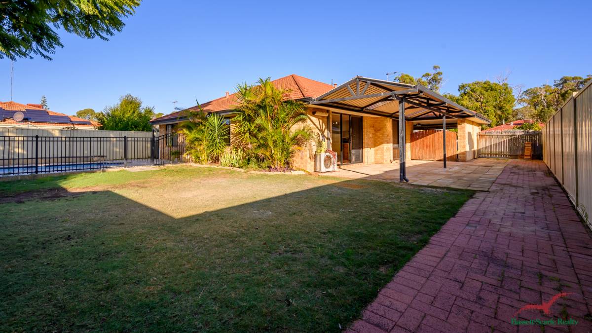 37 Reynolds Avenue, Greenfields, WA 6210 AUS