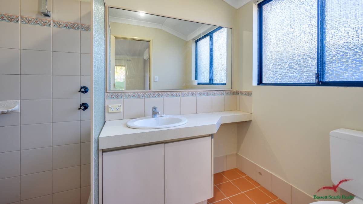 37 Reynolds Avenue, Greenfields, WA 6210 AUS