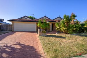 37 Reynolds Avenue, Greenfields, WA 6210 AUS