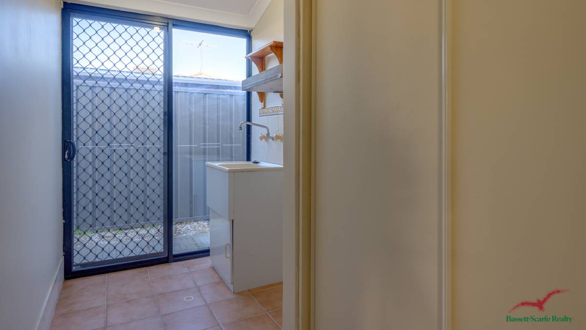 37 Reynolds Avenue, Greenfields, WA 6210 AUS